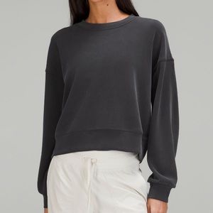 Lululemon Softreme Perfectly Oversized Cropped Crew in Black - size 2